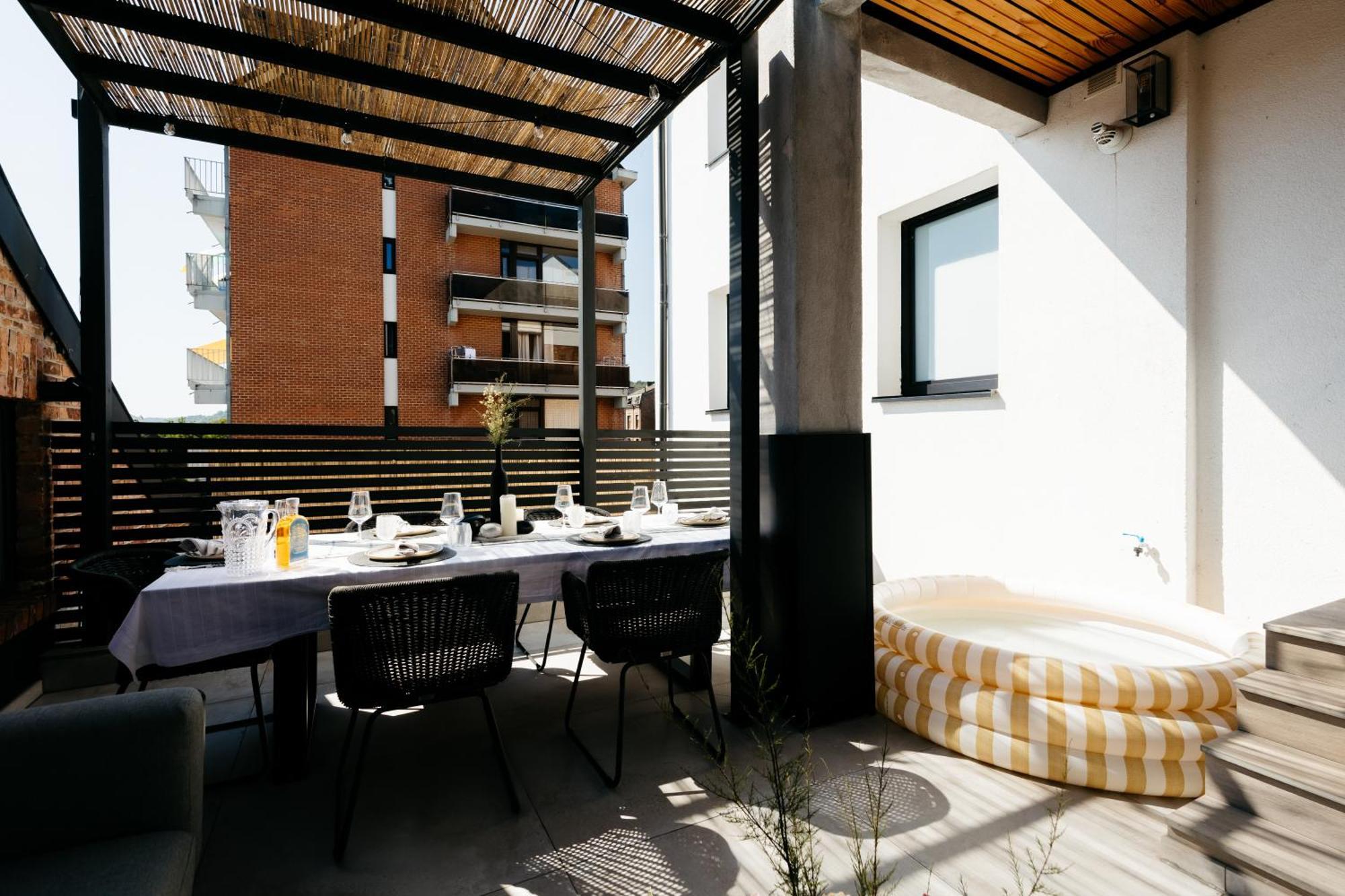 The Edgewater Suites - Park View Namur Dış mekan fotoğraf