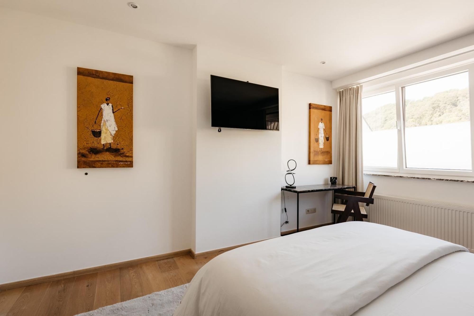 The Edgewater Suites - Park View Namur Dış mekan fotoğraf