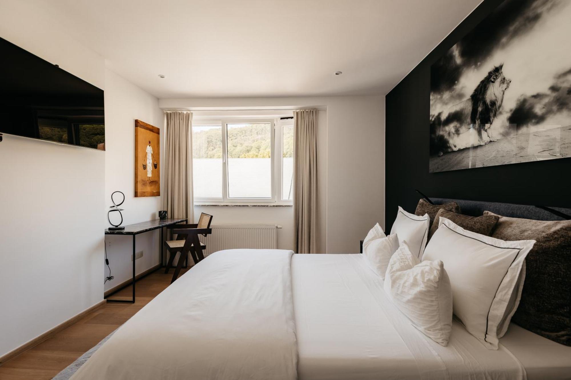 The Edgewater Suites - Park View Namur Dış mekan fotoğraf